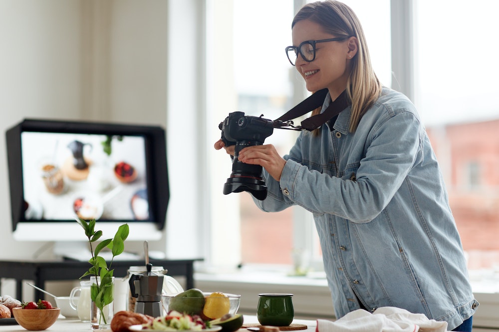 Naviguer en toute sécurité : Comprendre les règles légales à respecter pour la publicité